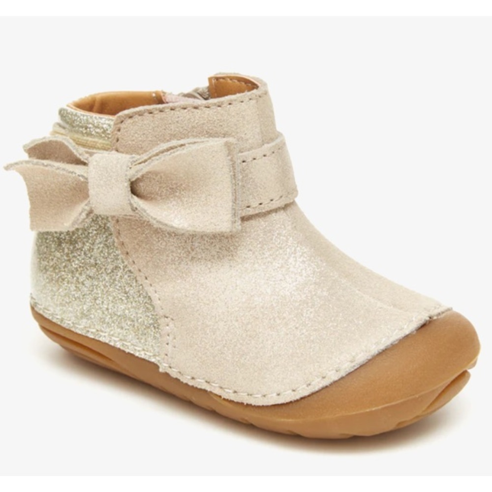 Size 3 Wide Baby Stride Rite Sparkly Cream Baby Shoes with Bow